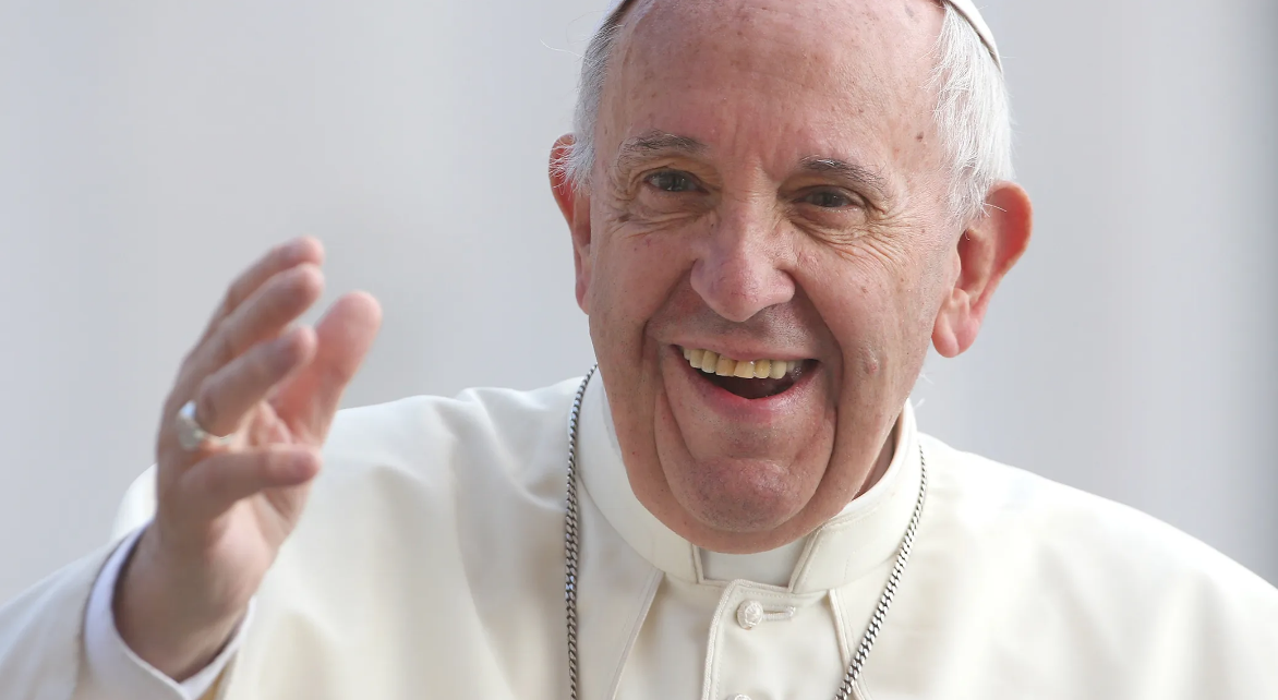 BUSTED: POPE FRANCIS’s official Instagram account ‘likes’ juicy photo of OnlyFans star