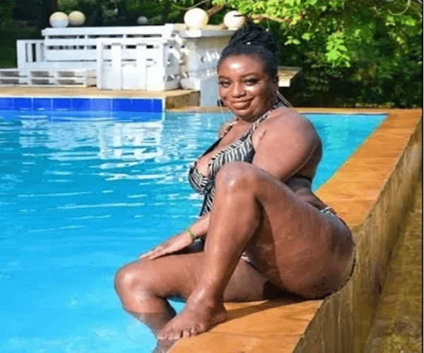 Kenyan Woman, who was being ‘climbed’ by 4 Kalenjin men in foursome tape, resurfaces with another hot video (WATCH)