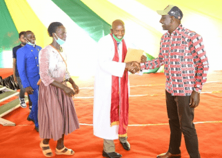 Meru Bishop PETER MACHIUKI finally delivers God’s hidden prophesy to RUTO regarding 2022 after walking 300 kilometers from Meru to Nairobi