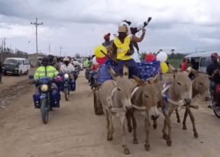 Unique scenes in Narumoru as a bride and groom ride on donkeys – There’s no need of wasting so much money on a one-day affair (PHOTOs).